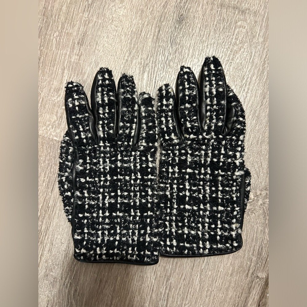 Saint Laurent Tweed Black and White Leather Gloves